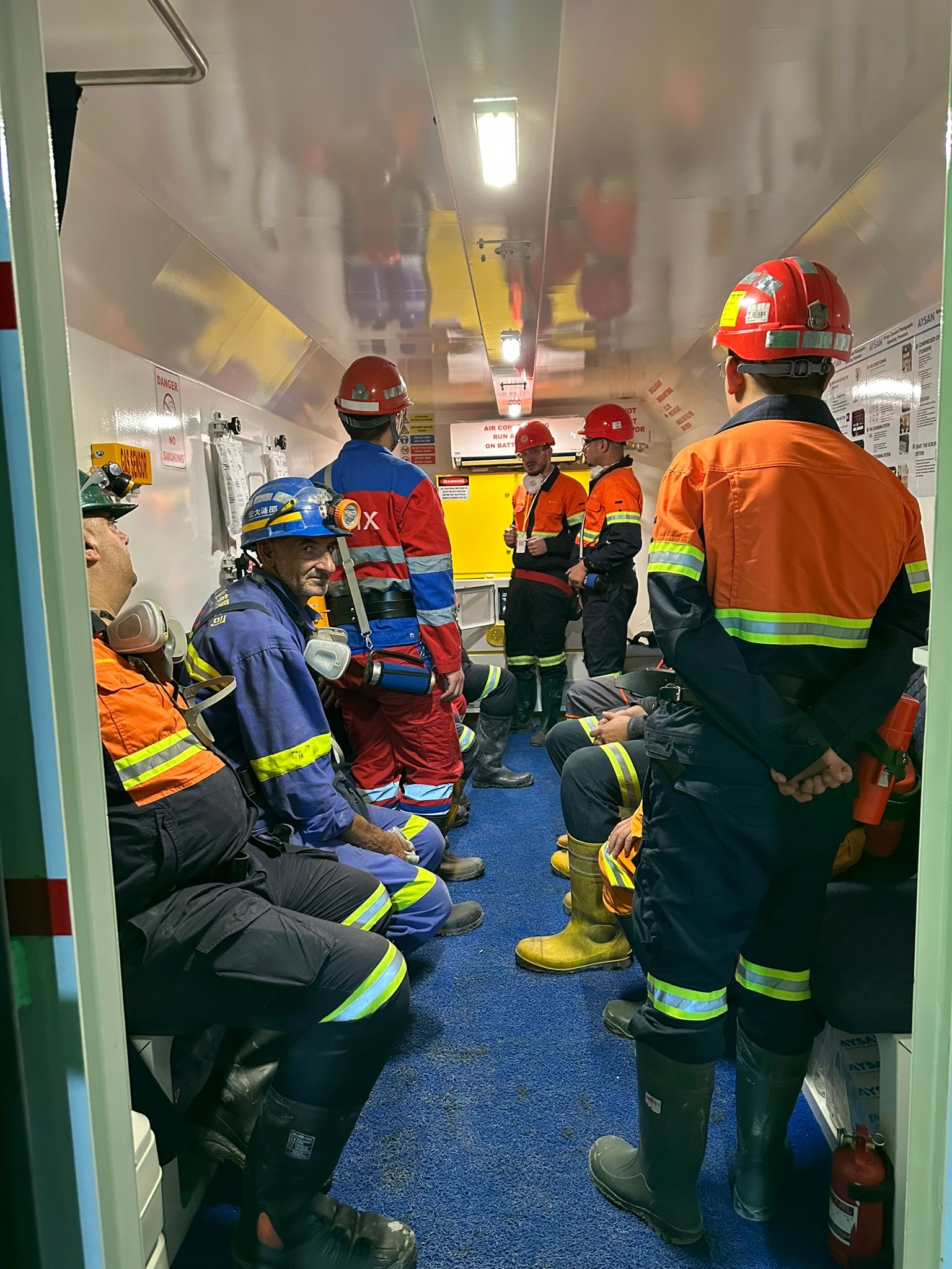 Comprehensive Training for the Effective Use of Mine Refuge Chambers